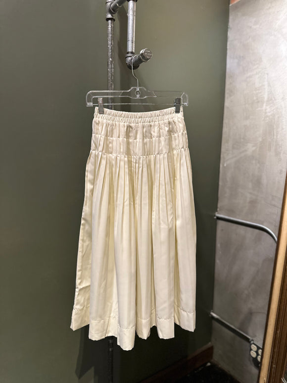SKIRTS