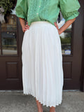 The Timeless White Skirt • Only 1 Medium & 1 Large Left