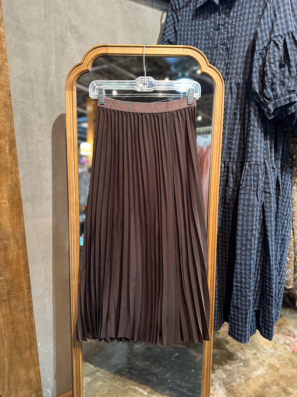 The Corrine Skirt - 2 M & 2 L